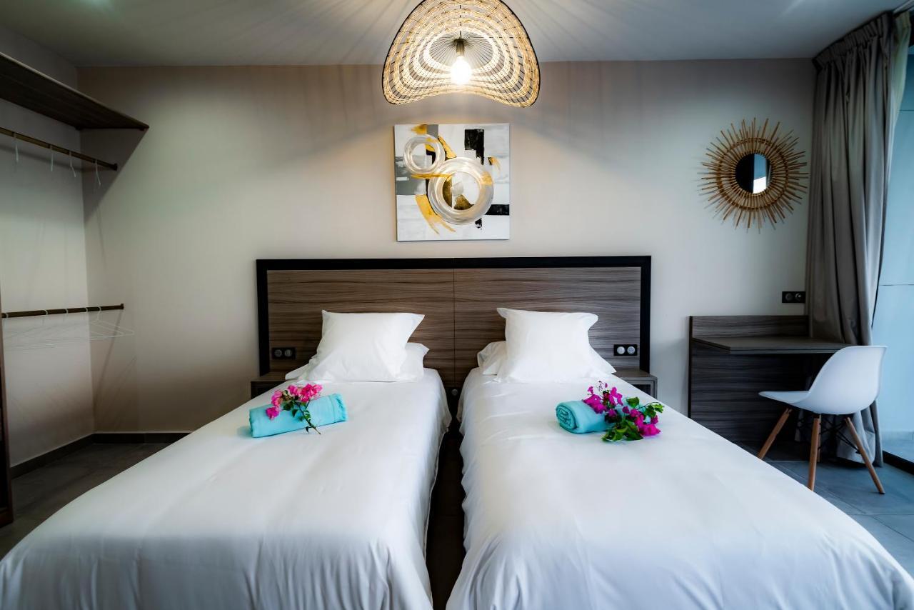 Villa Lembah Giri Villas 5***** Bouillante Buitenkant foto